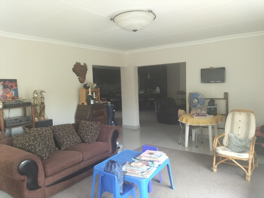 To Let 3 Bedroom Property for Rent in Groenvlei Sh Free State